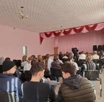 Educație ecologică și acțiuni de salubrizare la Tochile-Răducani