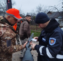 Raziile de control din Nisporeni și Soroca: vânătorii respectă regulile cinegetice