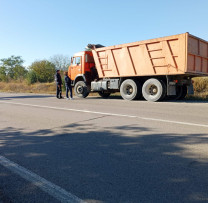Acțiuni de Control în Taraclia: Inspectorii de Mediu și Poliția Verifică Transportul și Gestionarea Deșeurilor