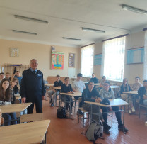 Ziua Mondială a Mediului: Inspectorii de Mediu din Drochia Desfășoară Ore Ecologice în Școli