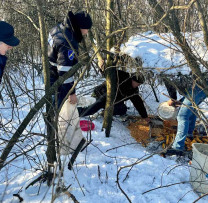 Ajutor Vital pentru Fauna în TIMPUL IERNII: Eforturi Concertate ale Inspectorilor de Mediu și membrii societății de vânători și pescari din Criuleni